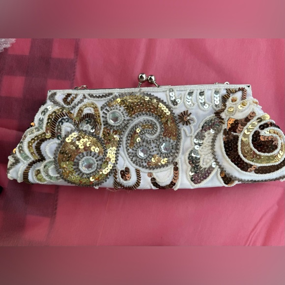 Evening clutch; NWOT; Beautiful Bag - Picture 4 of 10